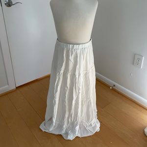 Brandy Melville Whit Maxi Skirt